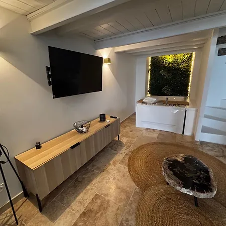 Apartment Qu4tre, Jacuzzi, Citadelle