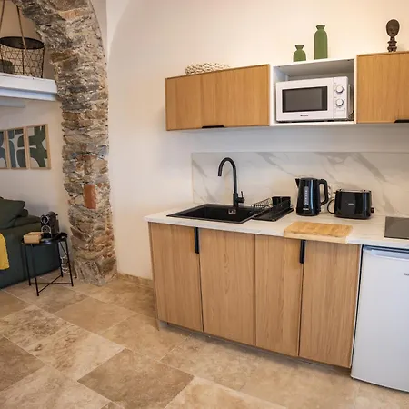 Qu4tre, Jacuzzi, Citadelle Apartment *